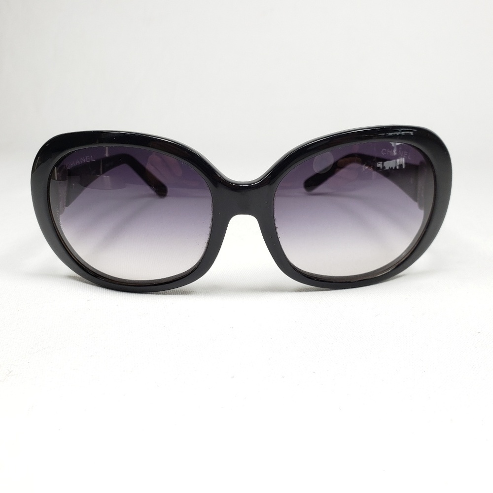 Chanel Sunglasses Black Rounded Bubble